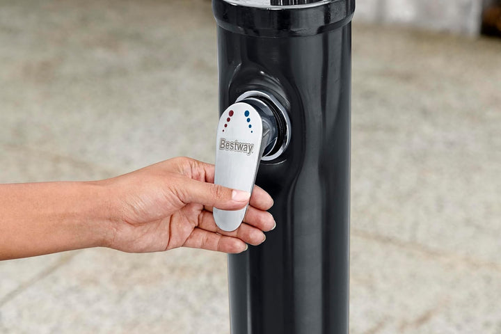 Bestway | SolarFlow Aussendusche 8L / 50 x 50 x 218 cm schwarz-silber, 50 x 50 x 218 cm schwarz-silb