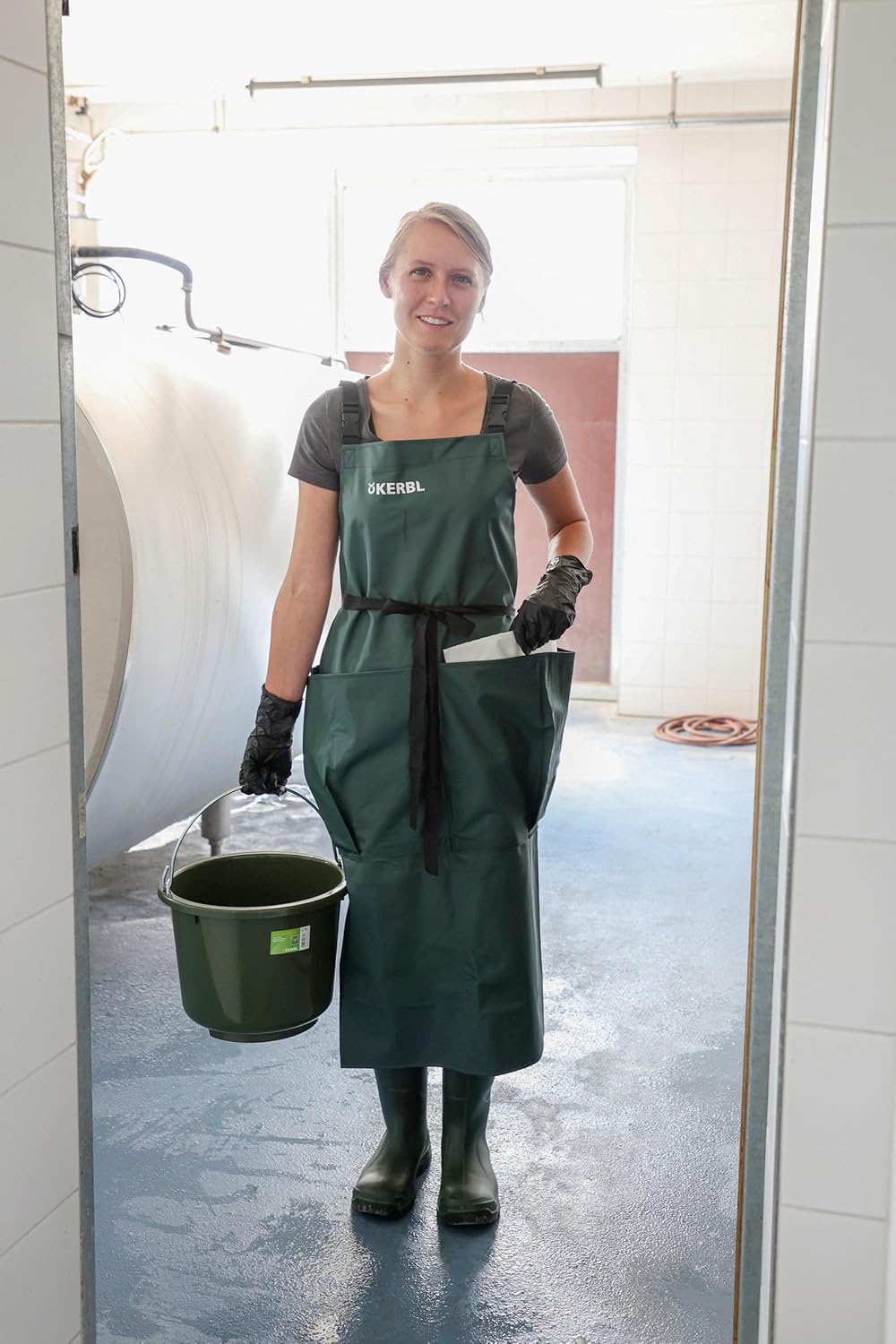 Kerbl Premium Melkerschürze, Robust Wasserfest Reissfest Knickfest, S M L XL S mit Taschen, S mit Ta