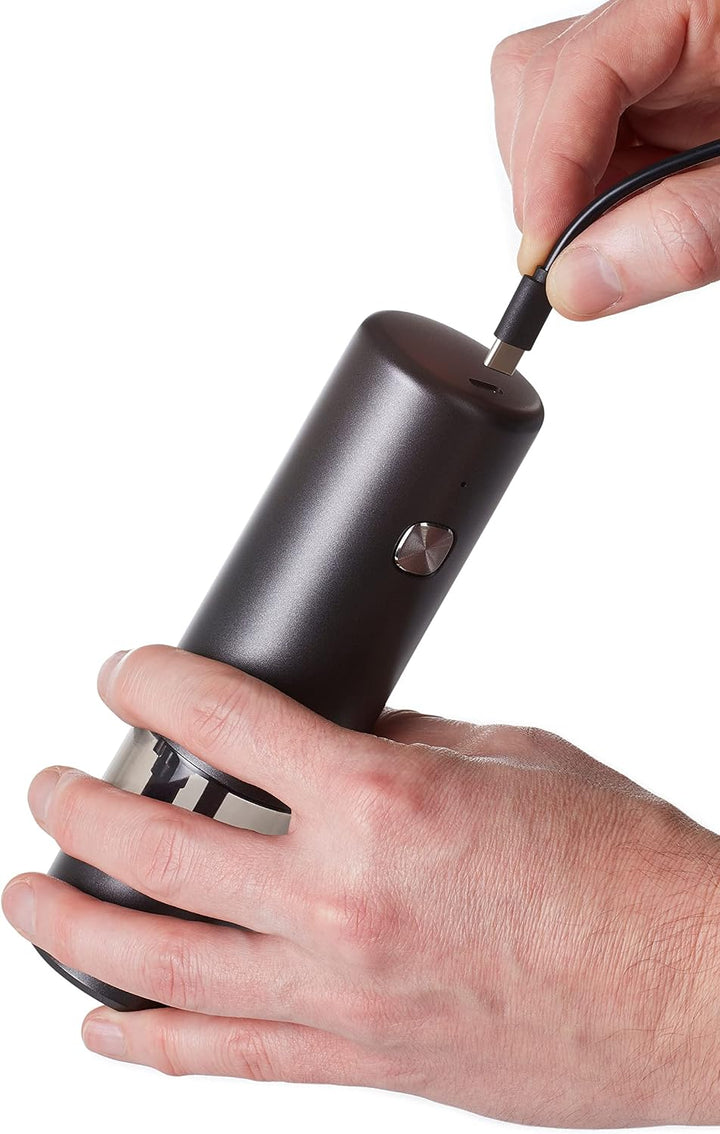 AdHoc Set elektrische aufladbare Salzmühle und Pfeffermühle i.Mill | langlebiges Keramikmahlwerk | M
