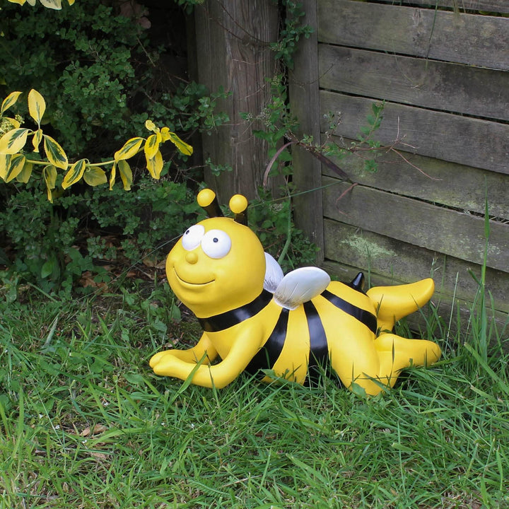 colourliving Bienen Figur fliegend 33 cm Bienen Deko Bienen Gartenfigur Biene
