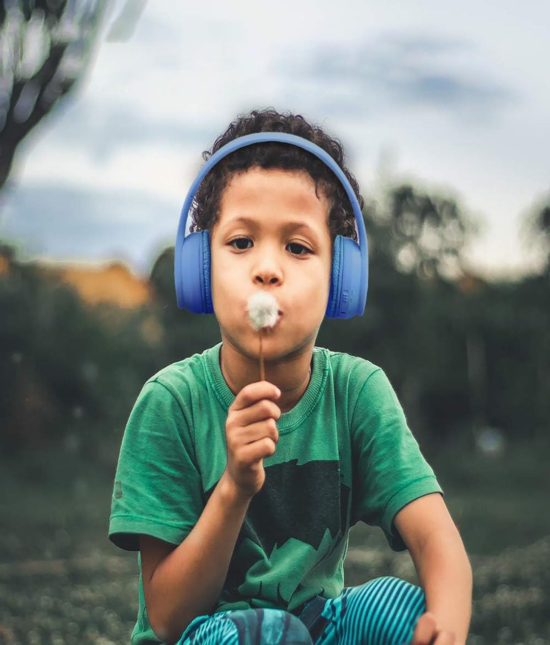 Kinder Kopfhörer Wireless 60H, Faltbare On Ear Kopfhörer mit MIC, Lautstärkebegrenzer 85dB/94dB Drah