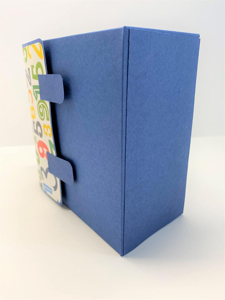 Generisch Schulranzen aus Karton 14,5 x 16 x 7,5 cm
