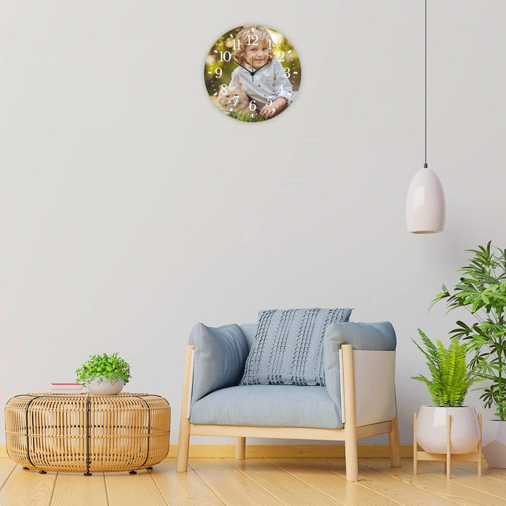 GRAVURZEILE Wanduhr aus Holz - Mit Foto Bild Personalisiert - Geräuscharm kein Ticken - 30 cm Ø - De