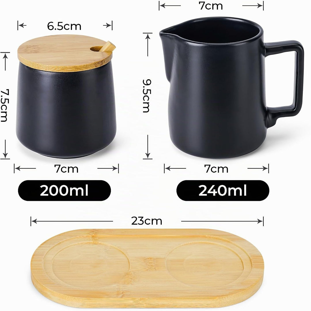 MIAMIO - Milch und Zucker Set mit Deckel und Löffel/Keramik Milchkännchen mit Holz Tablett - Mikrowe
