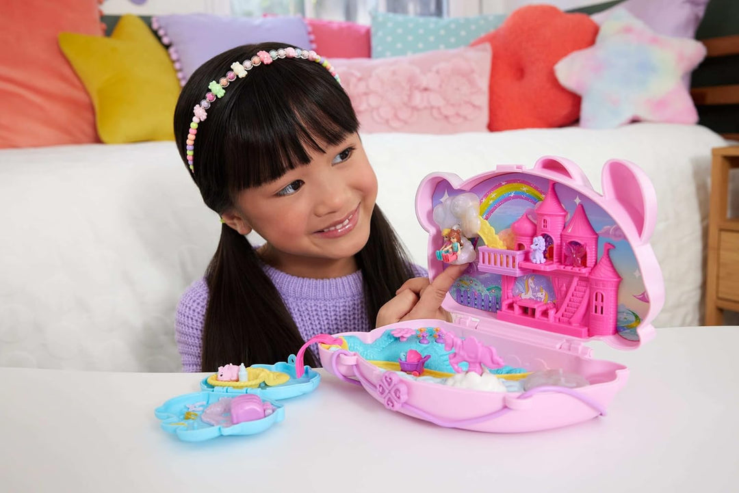Polly Pocket tragbares Reisespielzeug mit 2 Mikropuppen und 12 Zubehörteilen inklusive Tieren, 2-in-