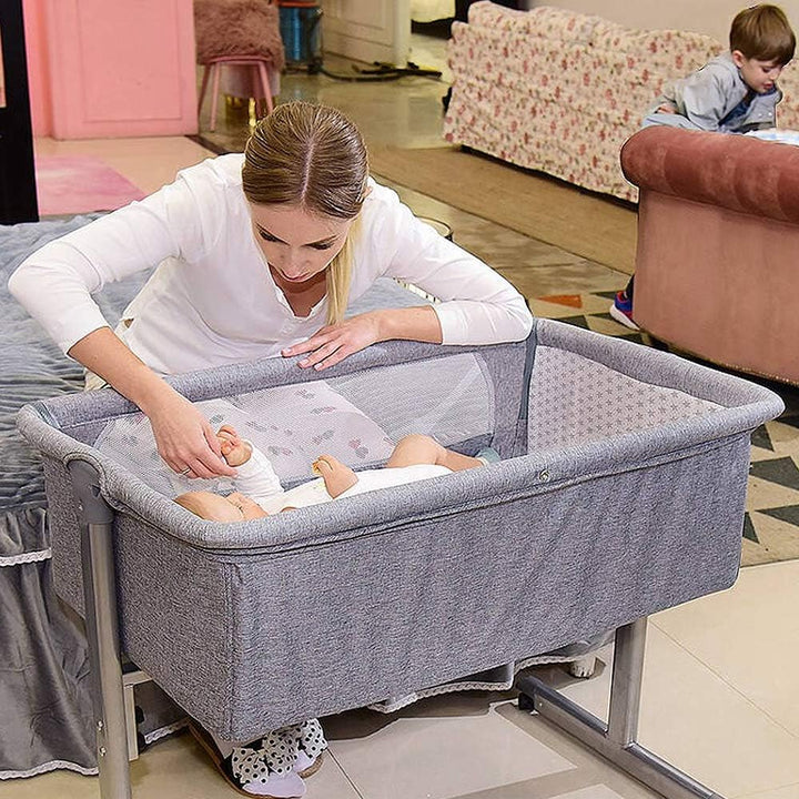 OHMG Beistellbett, Co-Sleeping, Wiege mit Moskitonetz, Höhenverstellung, 4 Räder, Matratzenzubehör,