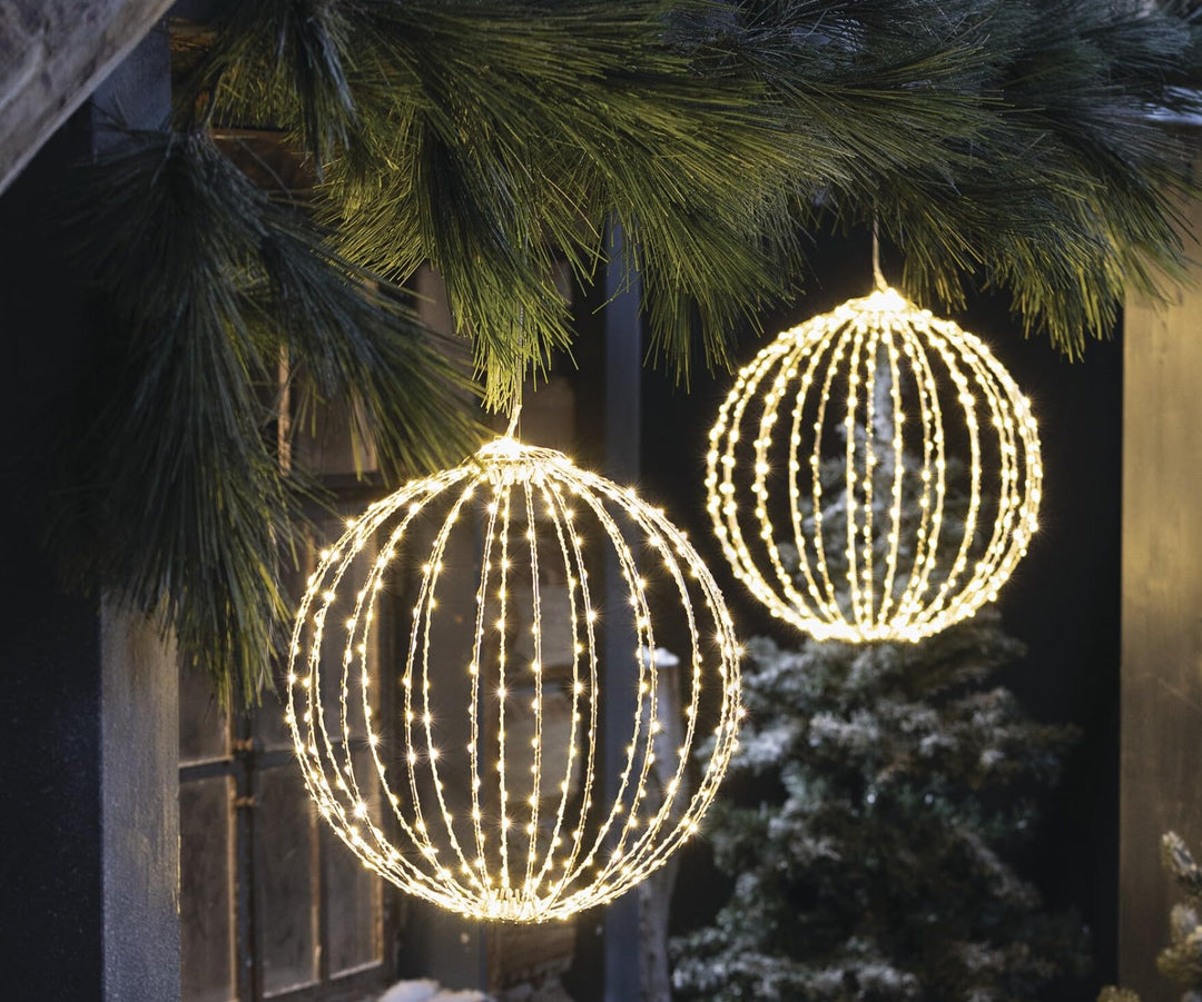 Dekoleidenschaft 1 Stück LED-Kugel Shine aus Metall, Silber, Ø 40 cm gross, Outdoor Weihnachtsdeko m