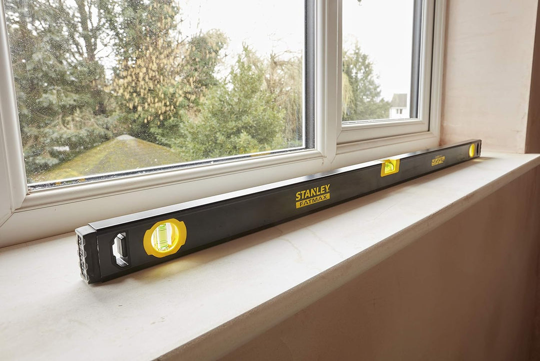 Stanley FMHT42447-1 Fatmax Wasserwaage Classic Pro (100 cm Länge, 3 Libellen, stossdämpfende Endkapp