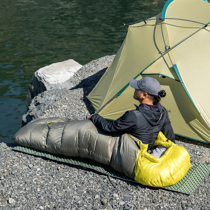 BISINNA Ultraleichter Daunenschlafsack in Mumienform | bis 0°C wintertauglich, 600-1000g Leichtgewic