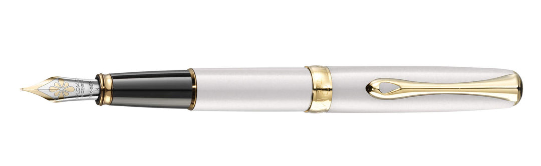 Diplomat Excellence Füllfederhalter, A2, Perlweiss/Gold, breit