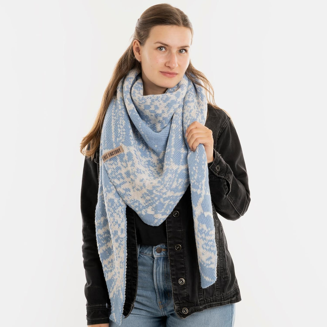 KNIT FACTORY - Dreiecksschal Lea - Damen Strickschal mit Wolle - Umschlagtuch für den Herbst und Win