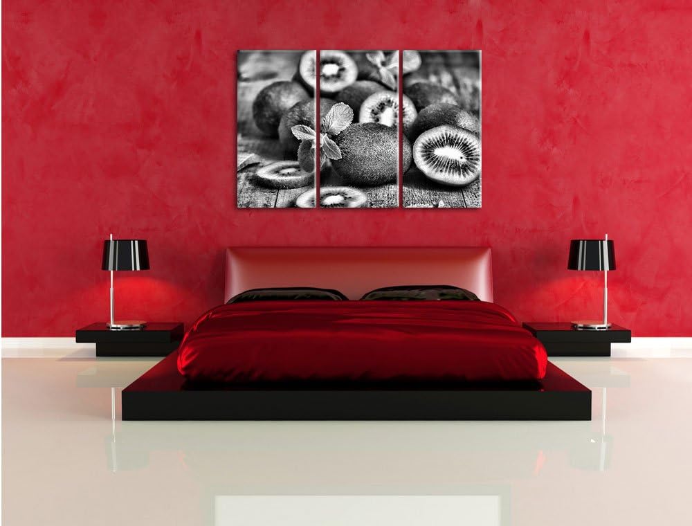 Pixxprint Kiwis auf Holztisch als Leinwandbild/Grösse: 3 Teilig (120x80) cm/Wandbild/Kunstdruck/fert