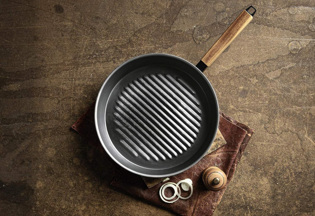 Beka Carbonstahl Grillpfanne Induktion und Barbecue, Eisenpfanne 28cm, mit hitzeabweisedendem Griff