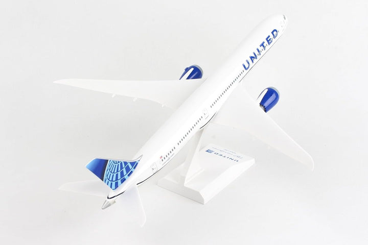 Skymarks United Airlines Boeing 787-10 &