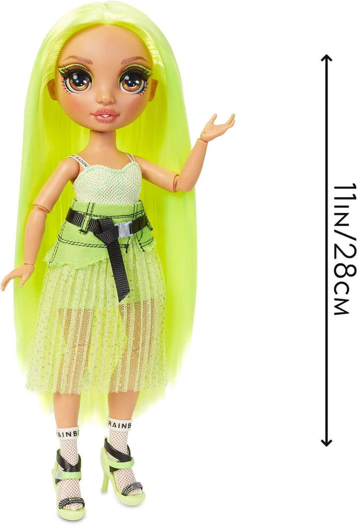 Rainbow High Fashion Doll - Karma Nichols - Neon Puppe mit Luxus-Outfits, Accessoires und Puppenstän