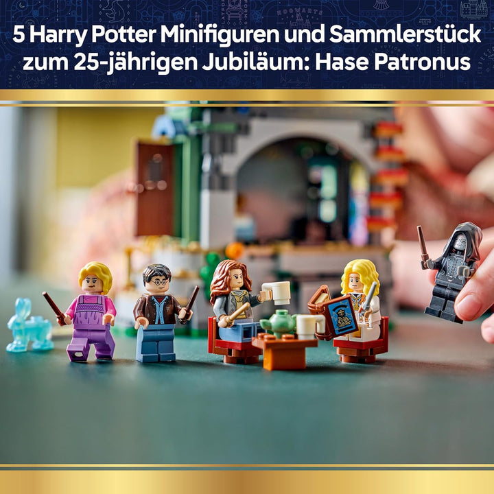 LEGO Harry Potter Luna Lovegoods Haus - Modellbau mit Leuchtstein und 5 Minifiguren - Baukasten DIY