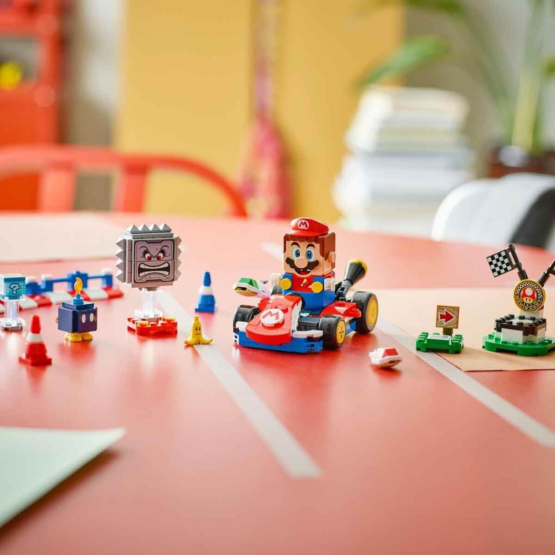 LEGO Mario Kart - Interaktiver Mario & Standard-Kart - Nintendo Spielzeug - Spiel Rennstrecke mit Au