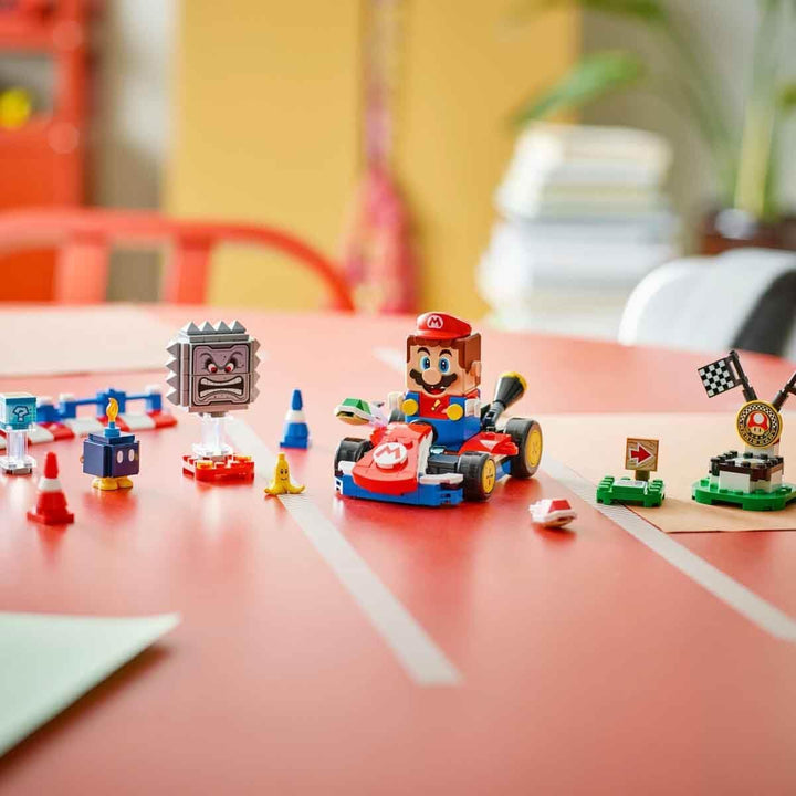 LEGO Mario Kart - Interaktiver Mario & Standard-Kart - Nintendo Spielzeug - Spiel Rennstrecke mit Au