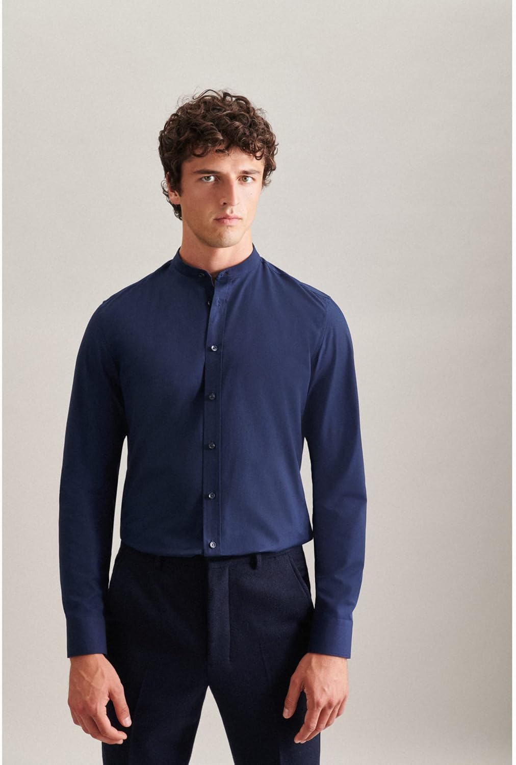 Seidensticker Herren Business Hemd Tailored Fit – Bügelfreies, schmales Hemd mit Kent-Kragen – Langa