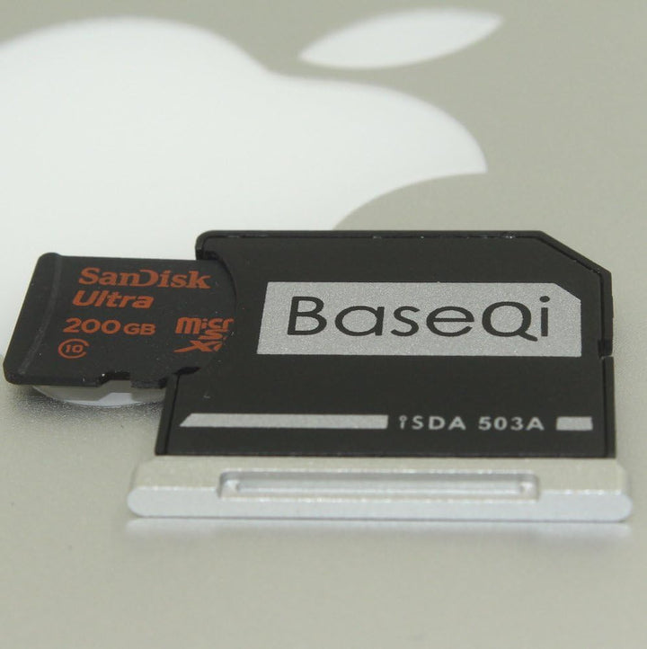 BaseQi Micro SD-Adapter für MacBook Pro 15,4" (Retina)