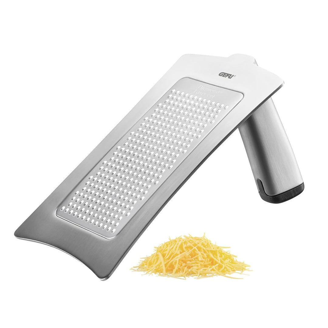 GEFU Gourmet-Reibe FORMAGGIO – Feine Reibefläche mit DIAMOND LASER CUT Schärfe | Ergonomischer Griff