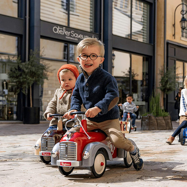 Baghera Speedster Feuerwehr | Rutschfahrzeug Feuerwehrauto für Kinder mit zahlreichen lebensechten D