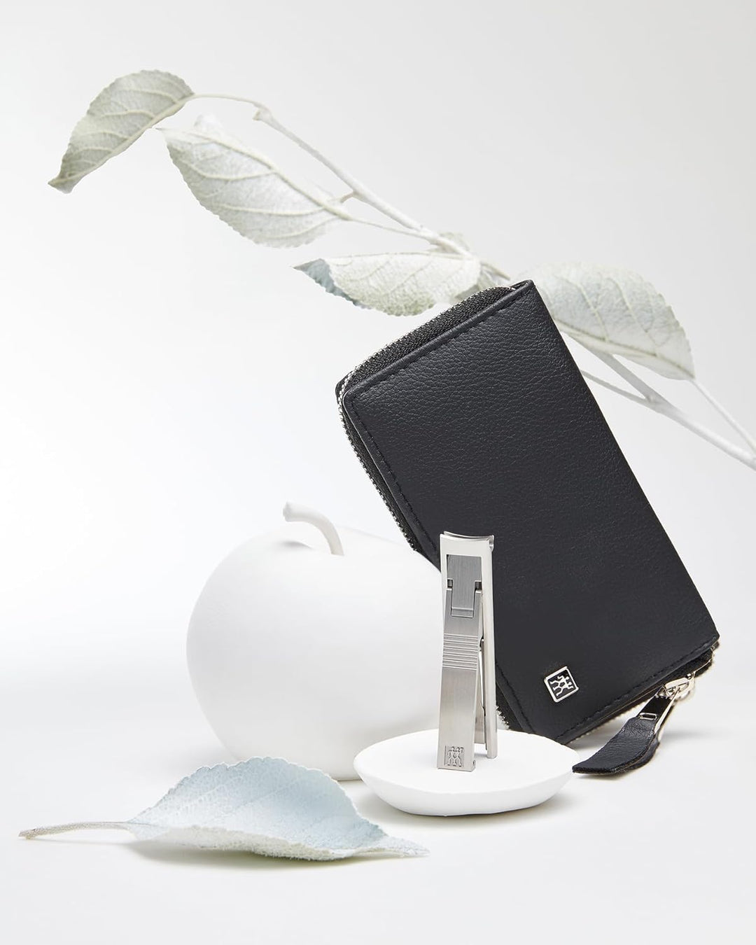 ZWILLING Maniküre Pediküre Set 3tlg., Kompakt-Nagelknipser, veganes Apfelleder-Etui, schwarz Nagelkn