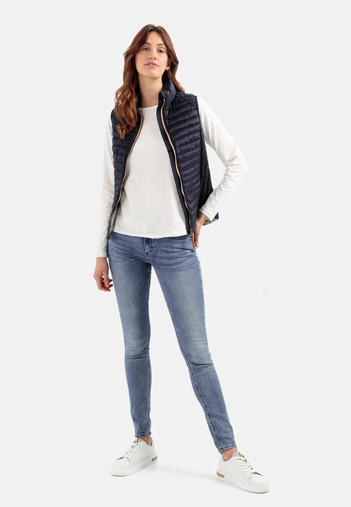 camel active Damen kurze leichte Steppweste mit elastischen Bündchen 70 Dunkelblau, 70 Dunkelblau
