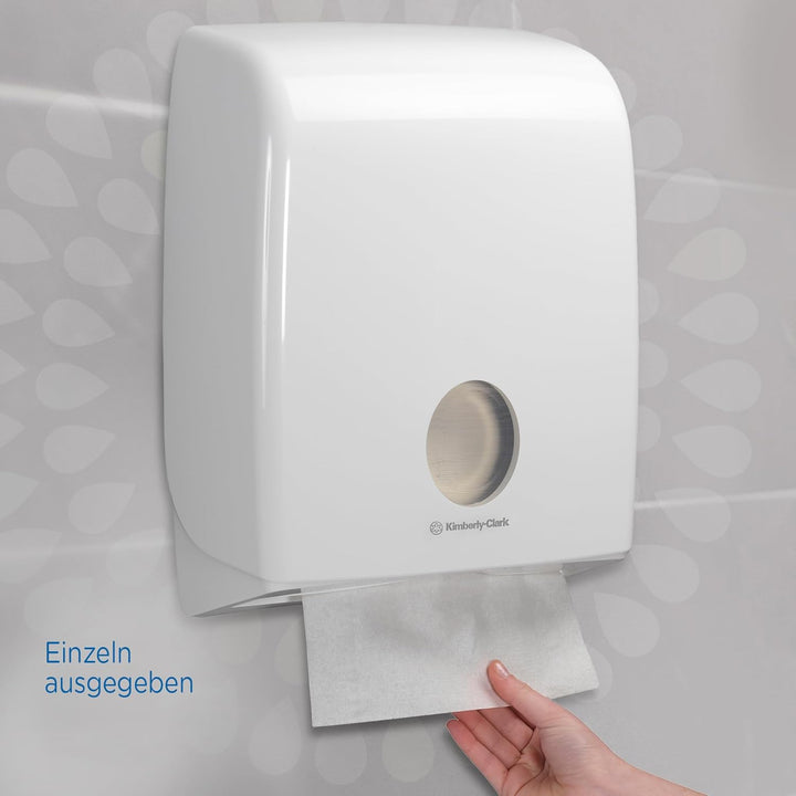 Kleenex Ultra Papierhandtücher mit Interfold Faltung 6710 – 3-lagige Papiertücher mit V-Faltung – 15