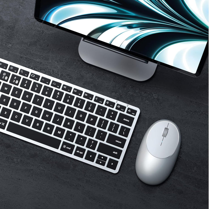 SATECHI Slim X1 Bluetooth Tastatur, 𝗤𝗪𝗘𝗥𝗧𝗬-𝗟𝗮𝘆𝗼𝘂𝘁, Hintergrundbeleuchtung, kompatibel mit vielen Ger
