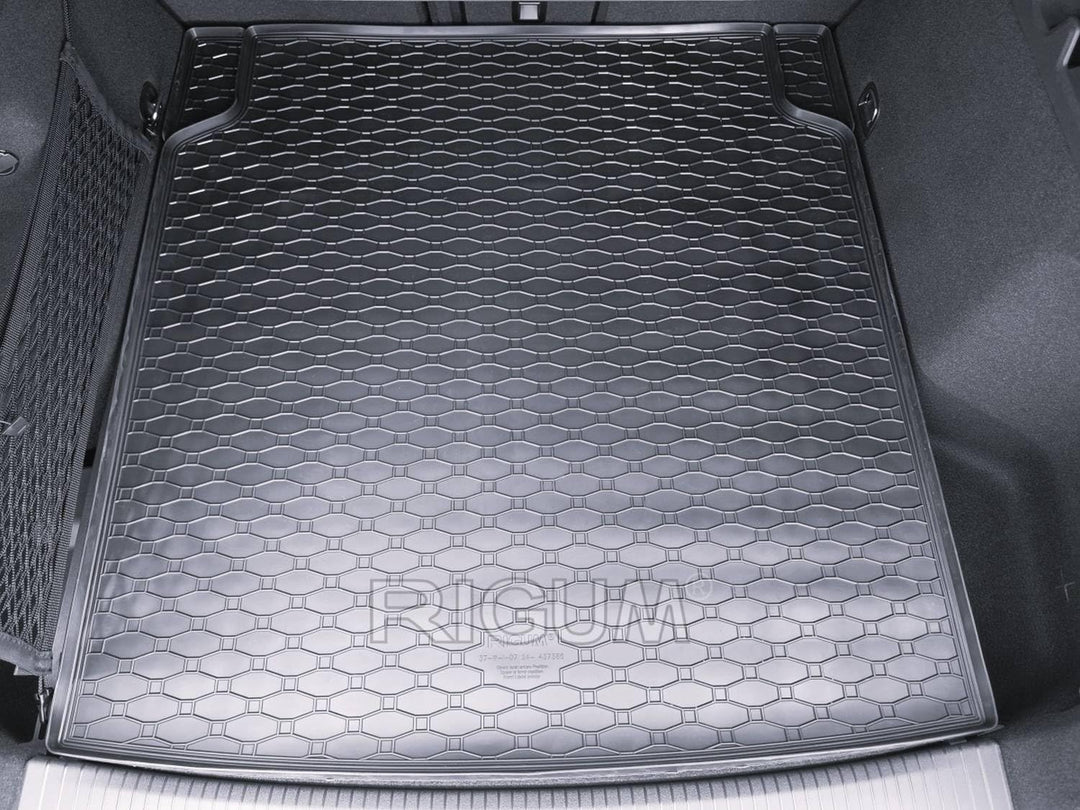 AZUGA Gummi Kofferraummatte passend für VW ID.7/ID.7 Tourer ab 2023 AZ31100234 Kofferraumwanne Koffe