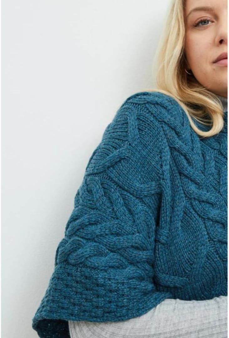 Aran Woollen Mills Superweicher Stilvoll Poncho aus 100% Merinowolle Einheitsgrösse Blaugrün/ein Hau