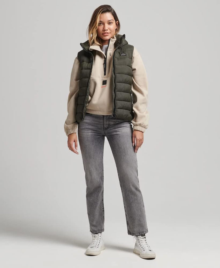 Superdry Damen Code Mountain Fuji Gepolsterte Weste, Khaki, Grösse 42, Fussball-Gitter Khaki, 40