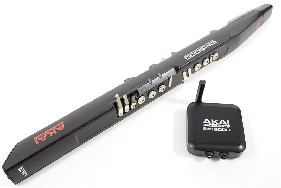 AKAI Professional EWI5000 - Kabelloses, batteriebetriebenes elektronisches Blasinstrument mit integr