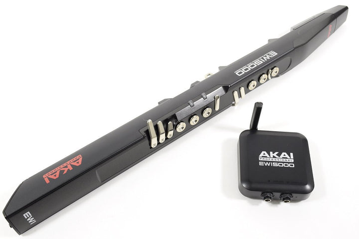 AKAI Professional EWI5000 - Kabelloses, batteriebetriebenes elektronisches Blasinstrument mit integr