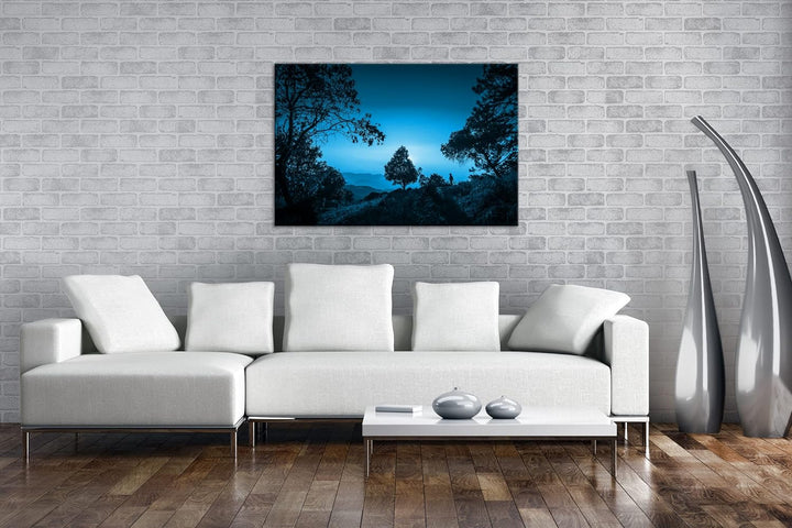 deyoli aussergewöhnliche Hügellandschaft mit Bäumen Format 80x60 Effekt: Monocrome Blau als Leinwand