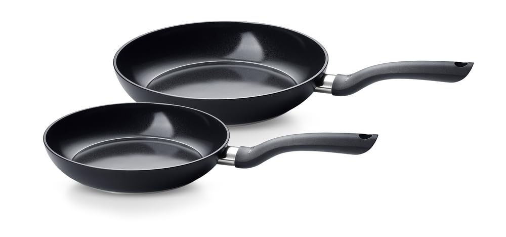 Fissler Pfannen-Set 2-teilig 24 + 28 cm Essential Black – Aluminiumpfannen beschichtet, Keramik, Ind