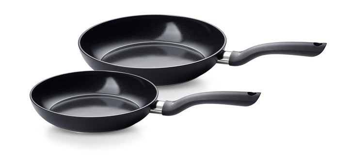 Fissler Pfannen-Set 2-teilig 24 + 28 cm Essential Black – Aluminiumpfannen beschichtet, Keramik, Ind