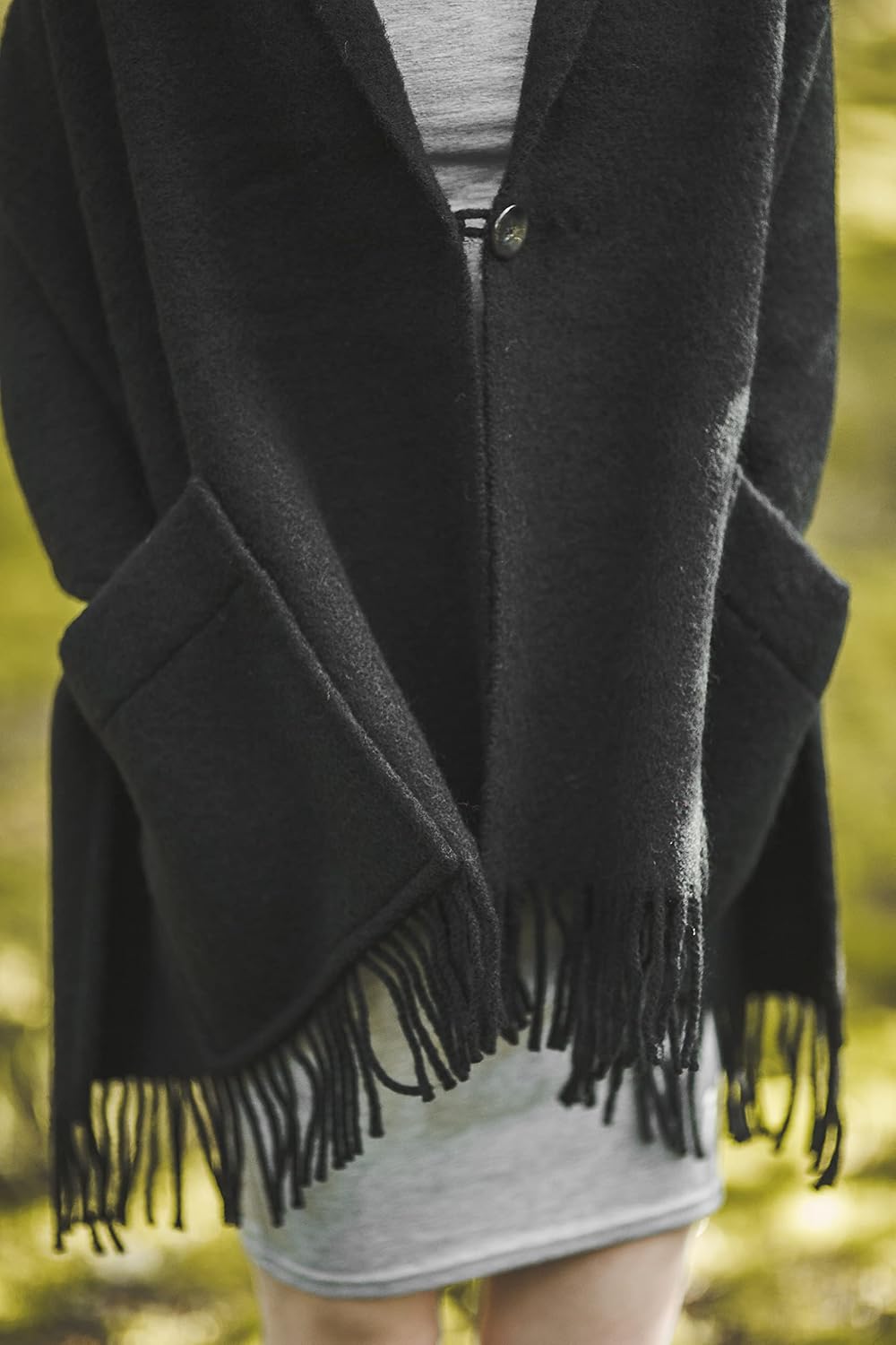 Damen Schal Schultertuch aus 100% Wolle mit Taschen - Poncho Stola 65x180cm + Fransen Tuch &amp; Umschla