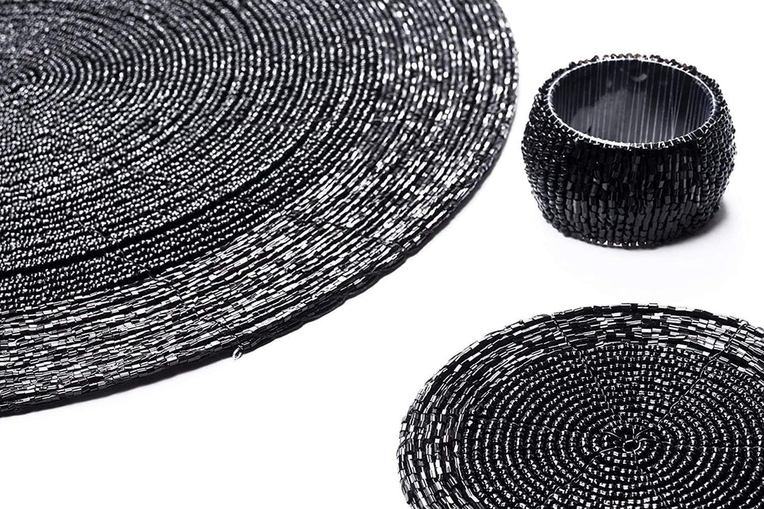 Penguin Home® Set von 12 Tischsets mit Glasperlen, Untersetzer und Serviettenringe - Schwarze Farbe