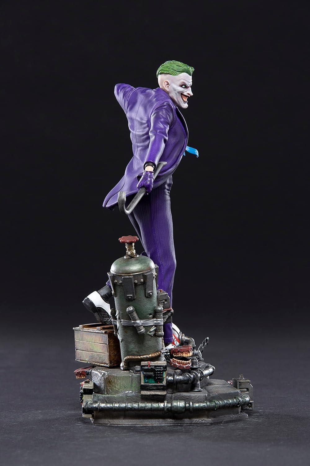 Iron Studios DC Comics - The Joker Regular Art Scale Statue (1/10) (DCCDCG42521-10)