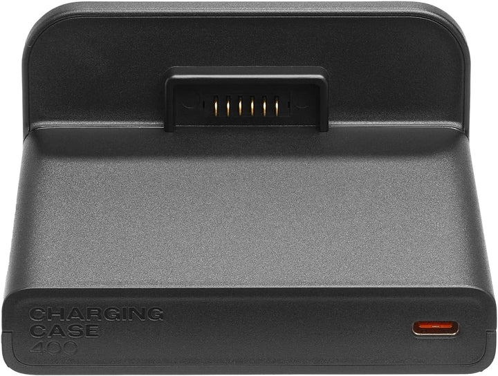 Der JBL Battery 400 mit Ladecase lässt Sich in Sekundenschnelle austauschen, sodass Ihre JBL PartyBo