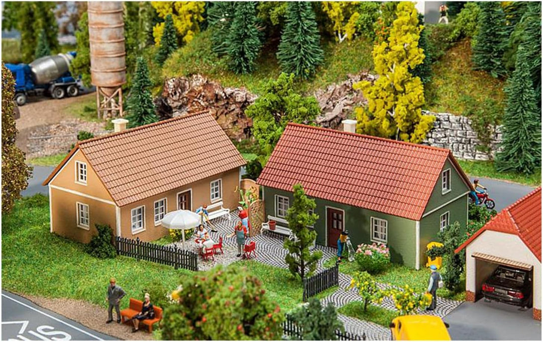 Faller 130607 H0 2er-Set Dorfhaeuser, One Size