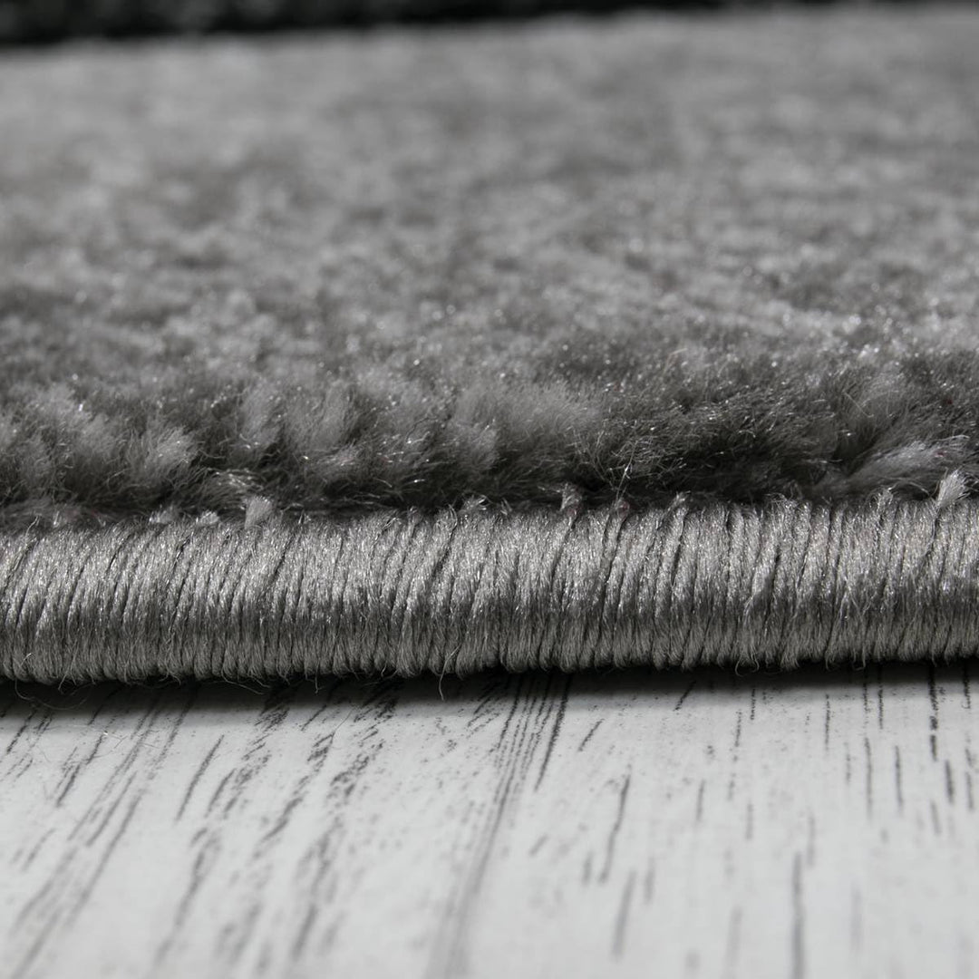 VIMODA Designer Teppich Wohnzimmer Grau Kariert mit Farbverlauf und Konturenschnitt, Masse:120 x 170