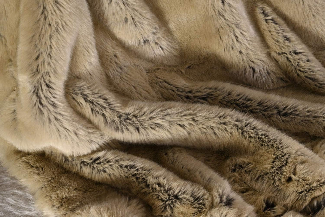 Wohnen & Accessoires GmbH & Co. KG Felldecke, Webpelzdecke Zobel Caramel 260x300 Felldecke 260x300cm