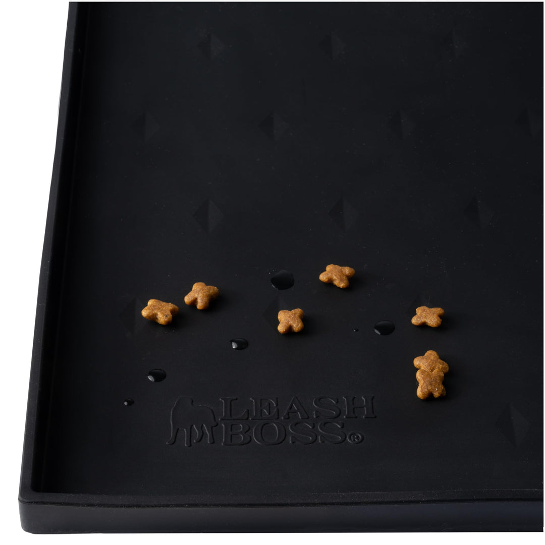 Leashboss Spritzmatte Medium/Gross – Napfunterlage Katzen & Hund mit Grosser Lippe, Rutsch- und Wass