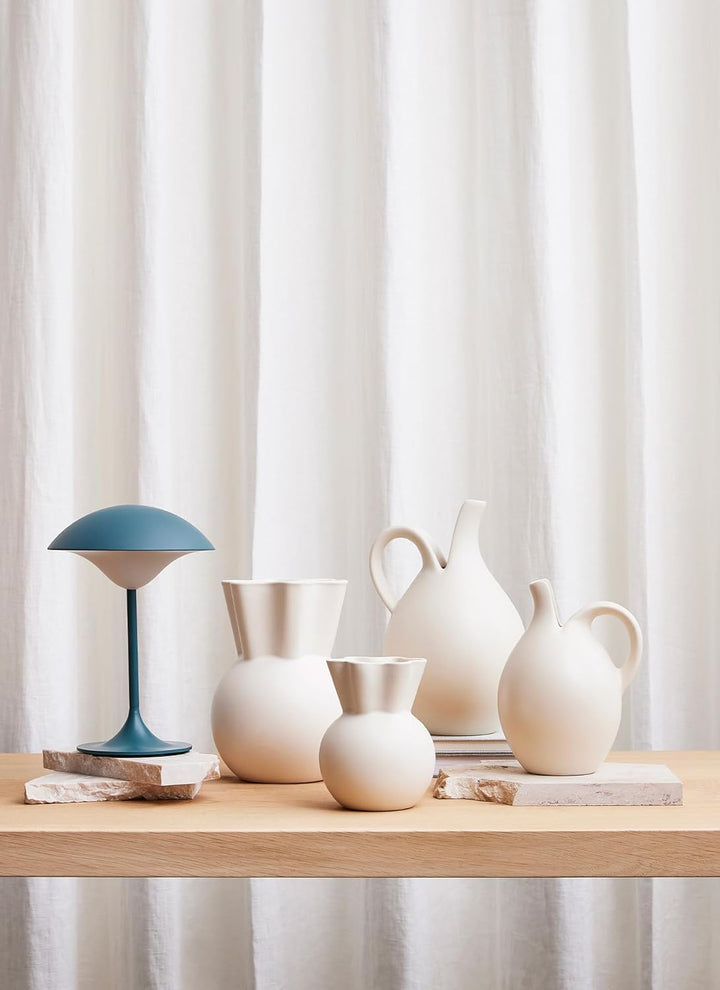 SPALTEKANDEN #64 | gebrochen Weisse KARAFFE & VASE | Eva Stahr-Nielsen | Spring Copenhagen