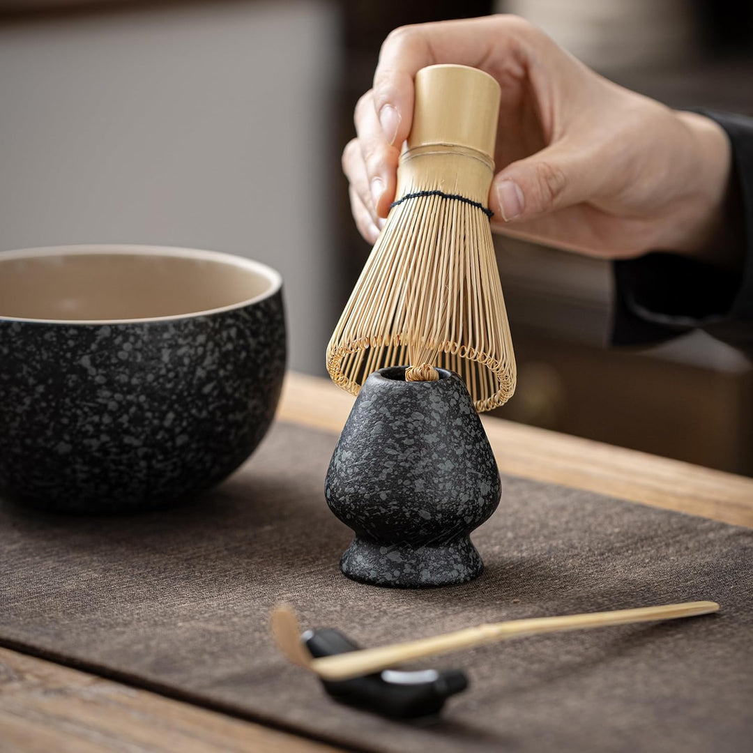 TEANAGOO Matcha Kit mit Aufbewahrungskoffer, 10 Stück Komplettes Matcha Tee Set, Keramik Matcha Scha