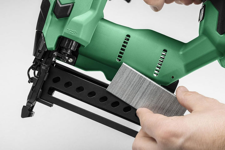 HiKOKI Akku-Klammergerät - 18 V, 13-40 mm, Li-Ion, LED-Licht, werkzeuglose Tiefeneinstellung, Luftfe