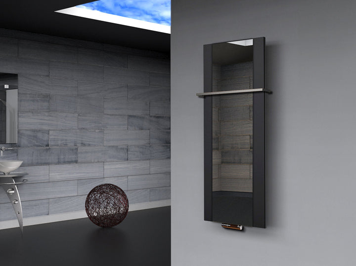 BADHEIZKÖRPER mit Spiegel Design Singapur 2 120x47cm 799 Watt schwarz (+1 Halter 15mm) SZAGATO Handt
